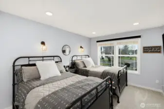 Huge bedrooms upstairs!