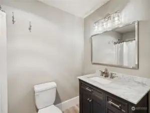 Upstairs full guest bathroom.