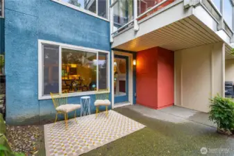 Coffee or Cocktails w/ room for BBQ or grilling