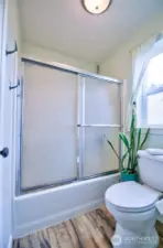Full Guest Bathroom