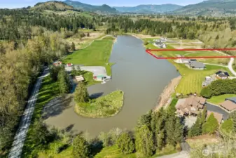 Bow Lake private ski lake w/ Community Marina Area
