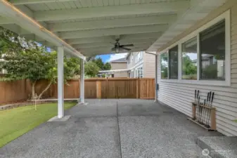 Fantastic covered back patio, perfect for year round entertainment
