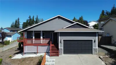 Front view of home