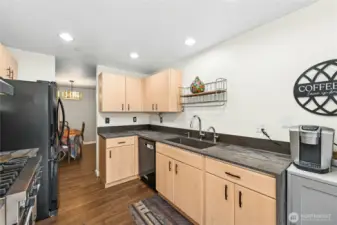 Another view of the kitchen.