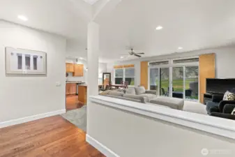 Single Floor- Rambler, No Stairs