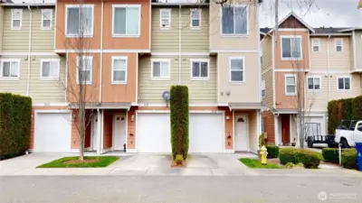 It's always good to have the end unit for extra lighting.