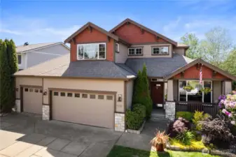 WELCOME to YOUR NEW HOME! Newer Exterior Paint!