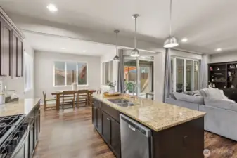 Large Beautiful Kitchen