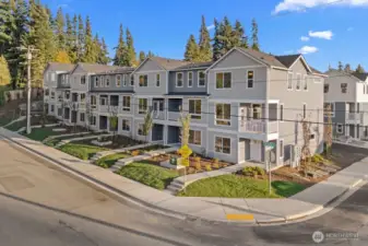 Photographs are for illustrative purposes only. Features, finishes, interior/exterior colors, landscaping and floorplan shown may vary from actual homes built.
