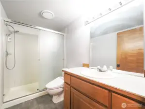 3/4 bath lower level hallway