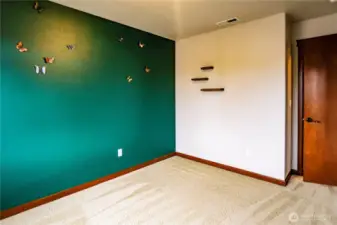 SECONDARY BEDROOM UPSTIARS