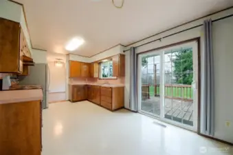Kitchen with porch