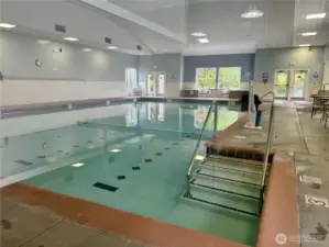 Indoor Pool and hot tub in clubhouse