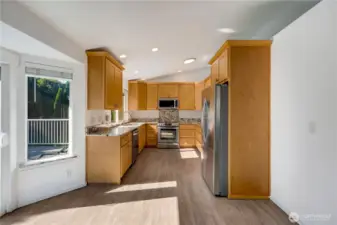 Granite, SS appliances