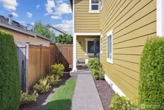 HOA maintains front yard