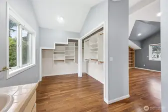 Primary open, walk in closet