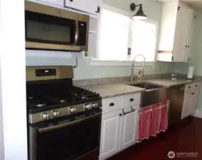 Kitchen stainless steel appliances