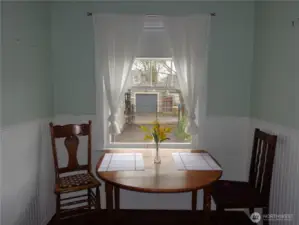 Kitchen Breakfast Nook