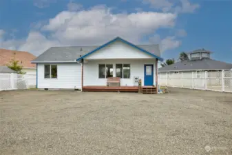 Front of the house, large circular driveway