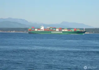 Cargo, military and cruise ships