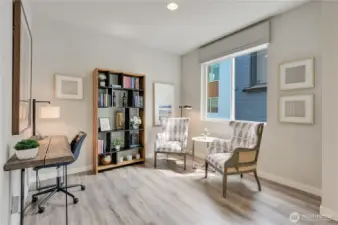 Casual Seating and Study Area off of Dining Room