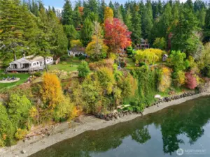 See the bulkheaded 15' area along the beach for Lot 117.