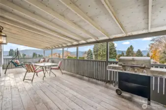 Upper level deck off living space