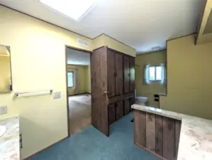 Look at all the cabinets!!