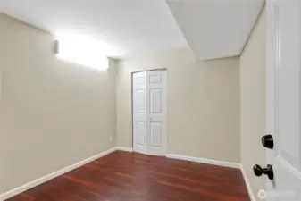 Bonus Room Down
