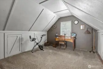 Upstairs bedroom/office.