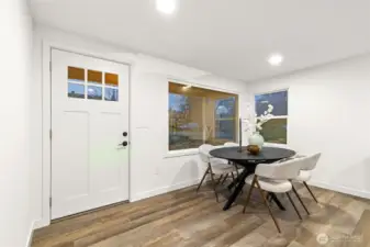Entrance / Dinning Area