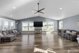 Enormous Common area