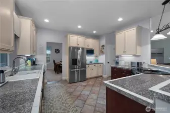Do you like to cook? This kitchen gives room and space for all your preparation and cooking. Some newer appliances.