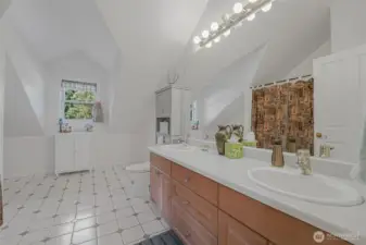 The full bathroom on the second floor.