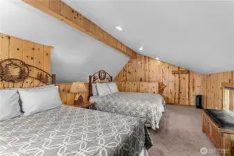 Cabin Sleeping Loft