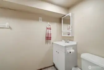 Basement full bathroom