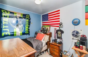 2nd bedroom