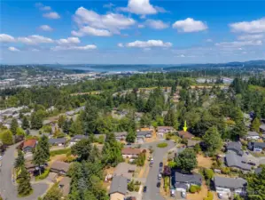 This location is close to freeways, shopping, restaurants, award winning Valley Medical Center, and much, much more.