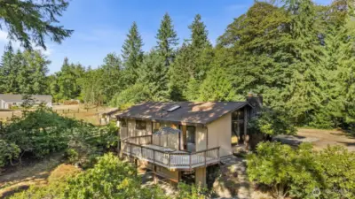 Wonderful patio overlooking rhododendron garden and pond w/ bubbler