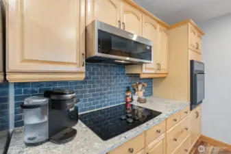Kitchen  4524 N 11th Street Tacoma, WA 98406
