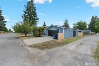 Detached Garage   4524 N 11th Street Tacoma, WA 98406