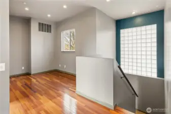 Main Level Office Nook