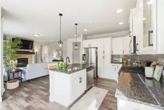 You can see how open this space really is