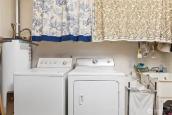 laundry/mudroom