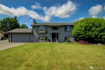 Welcome to 13168 Avon Allen Road