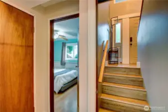 stairs to lower level