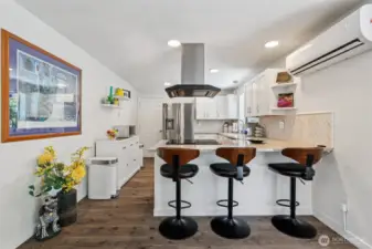 Sitting area in kitchen.