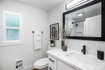 Main floor 3/4 bathroom