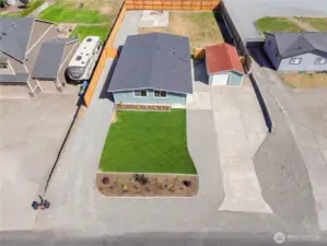 This shows both your driveways, and just how much parking you really have.