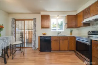 Open Dining Area & Kitchen